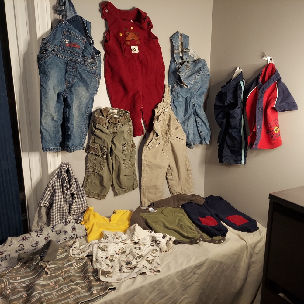 Assorted Boys 18m Cold Weather Clothing in Good Condition